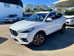 Branco Usado 2024 MG ZS Luxury Sedan | € 24.950 (Caro)