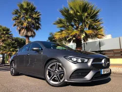 Cinza Usado 2019 Mercedes CLA180 AMG line Sedan | € 29.899 (Preço elevado)
