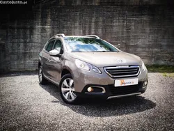 Cinza Usado 2015 Peugeot 2008 Allure SUV | € 9.999 (Bom preço)