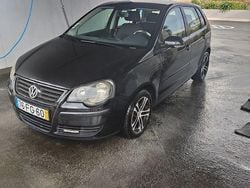 Usado 2008 VW Polo Sedan | € 2.780 (Bom preço)