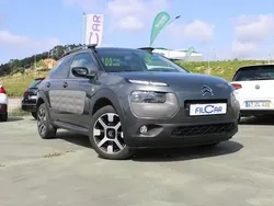 Preto Usado 2015 Citroën C4 Cactus PureTech Citadino | € 11.750 (Preço justo)