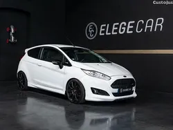 Branco Usado 2013 Ford Fiesta Sport Citadino | € 9.250 (Preço elevado)