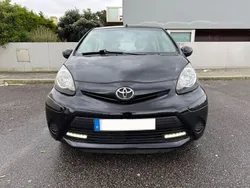 Usado 2013 Toyota Aygo Cool Citadino | € 6.250