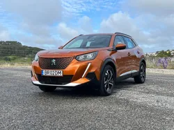 Laranja Usado 2020 Peugeot e-2008 GT SUV | € 20.900 (Preço justo)