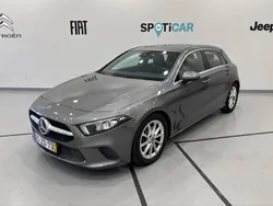 Cinza Usado 2019 Mercedes A200 Style | € 25.750 (Super Preço)