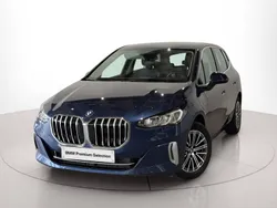 Azul Usado 2023 BMW 225 Active Tourer Luxury Line Monovolume | € 37.944 (Bom preço)