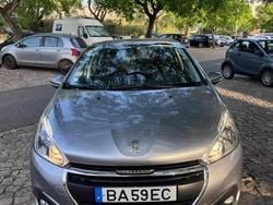 Cinzento Usado 2019 Peugeot 208 Citadino | € 8.500 (Super Preço)