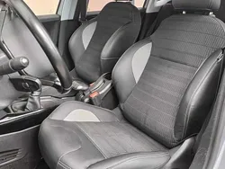 Cinzento Usado 2017 Peugeot 2008 SUV | € 10.250 (Bom preço)