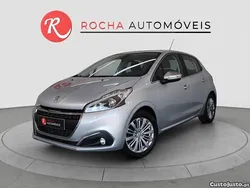 Cinza Usado 2016 Peugeot 208 Allure Citadino | € 8.990 (Bom preço)