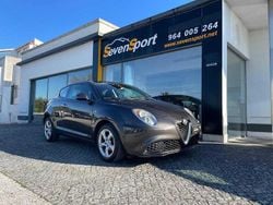 Cinzento Usado 2018 Alfa Romeo MiTo Citadino | € 12.250 (Preço justo)