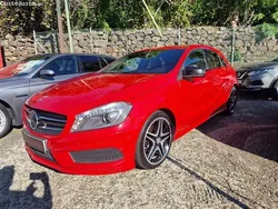 Vermelho Usado 2015 Mercedes A200 AMG line | € 22.500 (Preço elevado)