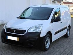 Branco Usado 2017 Peugeot Partner Van | € 11.500 (Bom preço)