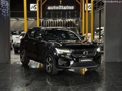 Preto Usado 2022 Volvo XC40 Core SUV | € 29.990