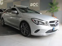 Cinza Usado 2018 Mercedes CLA180 Urban Sedan | € 18.990 (Bom preço)