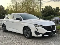 Branco Usado 2022 Peugeot 308 Active Sedan | € 20.450 (Bom preço)