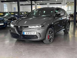 Cinzento Usado 2023 Alfa Romeo Tonale SUV | € 41.990 (Preço elevado)
