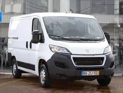 Branco Usado 2020 Peugeot Boxer Premium Van | € 19.950 (Preço justo)