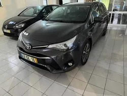 Cinzento Usado 2015 Toyota Avensis Carrinha | € 17.000 (Preço justo)