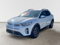Branco Novo 2025 Kia Stonic SUV | € 21.900 (Preço justo)