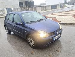 Usado 2003 Renault Clio II SE Sedan | € 1.999 (Super Preço)