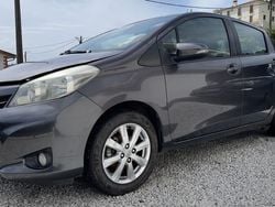 Usado 2012 Toyota Yaris Sedan | € 6.000 (Preço elevado)