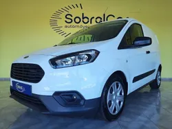 Branco Usado 2022 Ford Courier Trend Monovolume | € 21.000