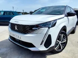 Branco Usado 2021 Peugeot 5008 Allure Monovolume | € 26.850 (Preço justo)