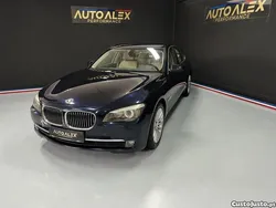 Azul Usado 2009 BMW 730 Sedan | € 15.000