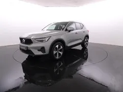 Cinzento Usado 2024 Volvo XC40 SUV | € 36.450 (Preço elevado)