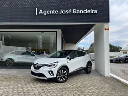 Branco Usado 2022 Renault Captur Techno SUV | € 21.790 (Preço justo)
