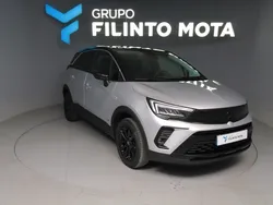 Cinzento Usado 2023 Opel Crossland Design & Tech SUV | € 16.160 (Preço justo)