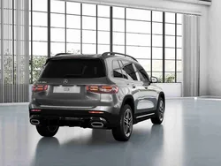 Cinzento Novo 2025 Mercedes GLB180 SUV | € 64.551