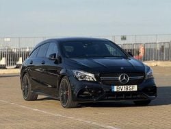Preto Usado 2017 Mercedes CLA45 AMG Shooting Brake AMG Carrinha | € 39.750