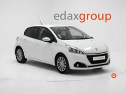 Branco Usado 2018 Peugeot 208 Citadino | € 9.990 (Preço justo)