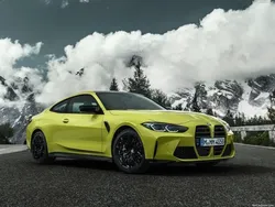 Cinzento Usado 2021 BMW M4 Competition Edition Coupé | € 91.750 (Super Preço)