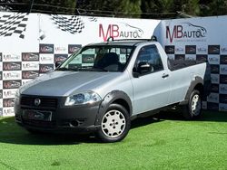 Cinza Usado 2013 Fiat Strada Pickup | € 10.500