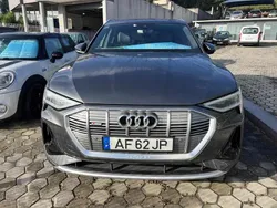 Cinzento Usado 2021 Audi e-tron SUV | € 39.950 (Preço justo)
