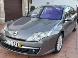 Cinzento Usado 2010 Renault Laguna Coupé Coupé | € 7.500