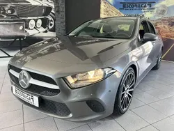 Cinzento Usado 2019 Mercedes A180 Style Citadino | € 22.700 (Bom preço)