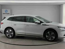 Branco Novo 2025 Skoda Enyaq iV SUV | € 49.490