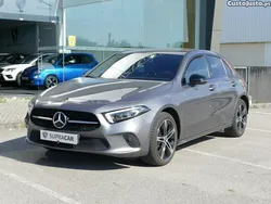 Cinza Usado 2022 Mercedes A250 Progressive Citadino | € 29.900 (Preço justo)