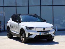 Branco Novo 2025 Volvo EX40 Plus SUV | € 52.200 (Preço justo)