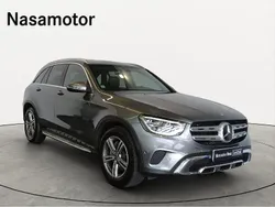 Cinzento claro metalizado Usado 2020 Mercedes GLC200 Edition SUV | € 42.900