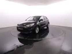 Preto Usado 2023 Kia Rio | € 17.900 (Preço elevado)