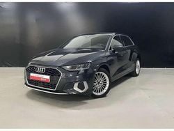 Cinzento Usado 2024 Audi A3 Sportback e-tron Sedan | € 34.990 (Preço elevado)