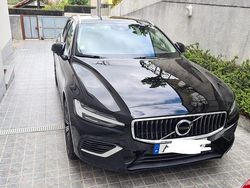 Usado 2022 Volvo V60 Carrinha | € 25.000