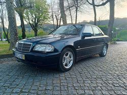 Preto Usado 1998 Mercedes C200 Sedan | € 3.990
