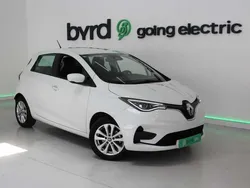 Branco Usado 2022 Renault Zoe Evolution Citadino | € 18.900 (Preço justo)