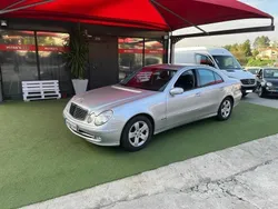 Cinzento Usado 2002 Mercedes E270 Sedan | € 9.950 (Preço justo)