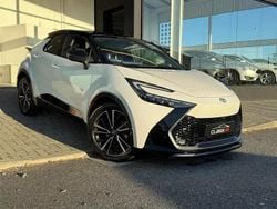 Branco Usado 2023 Toyota C-HR+ Luxury SUV | € 33.750